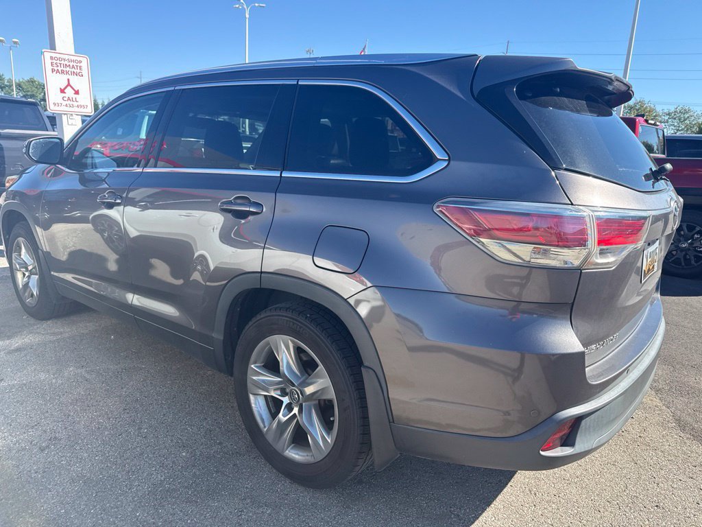 Used 2016 Toyota Highlander Limited AWD/4WD image 8