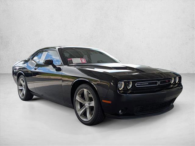 Used 2015 Dodge Challenger R/T w/ Quick Order Package 28B R/T RWD image 3