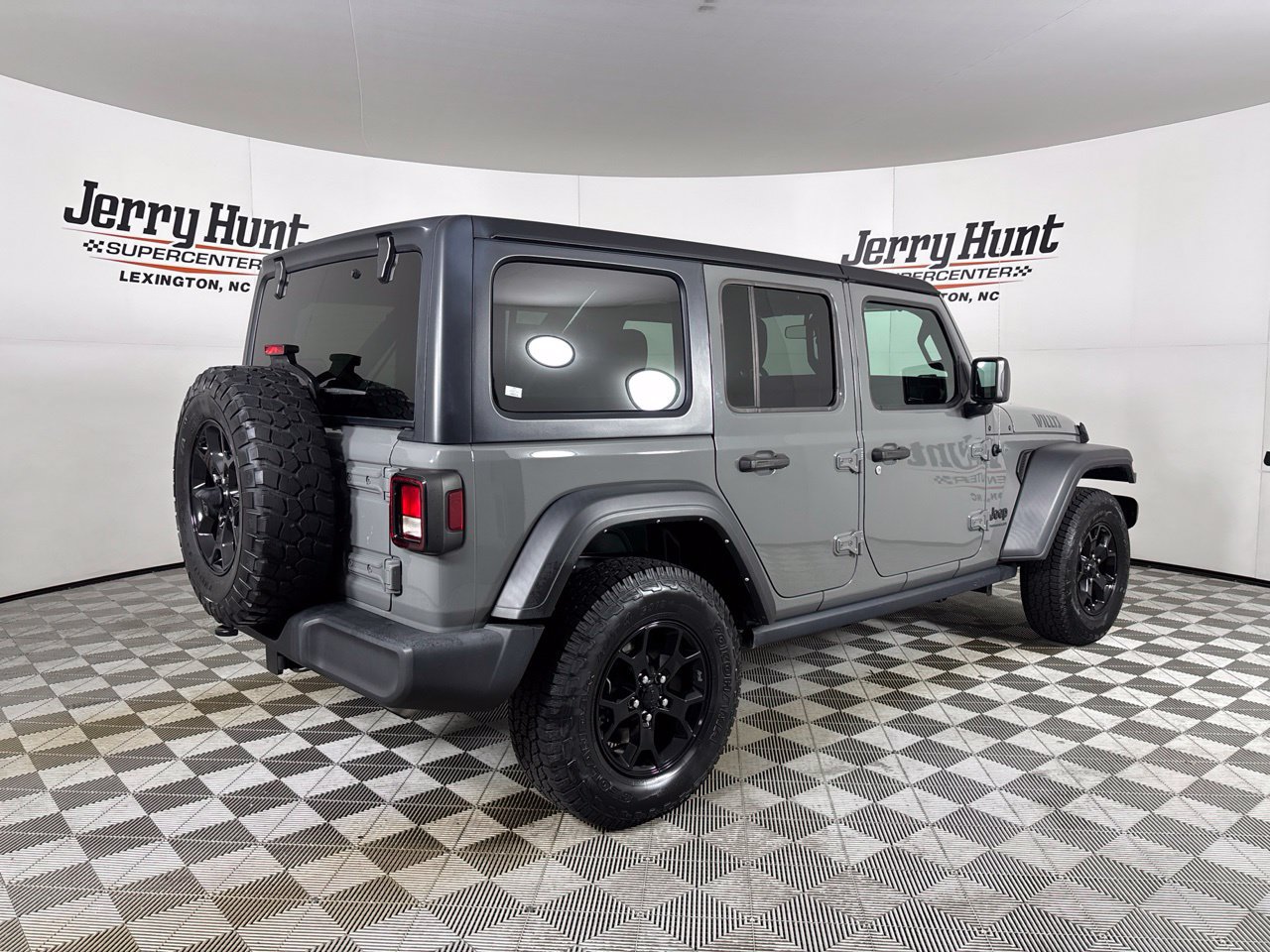 Used 2023 Jeep Wrangler Unlimited Sport AWD/4WD image 4