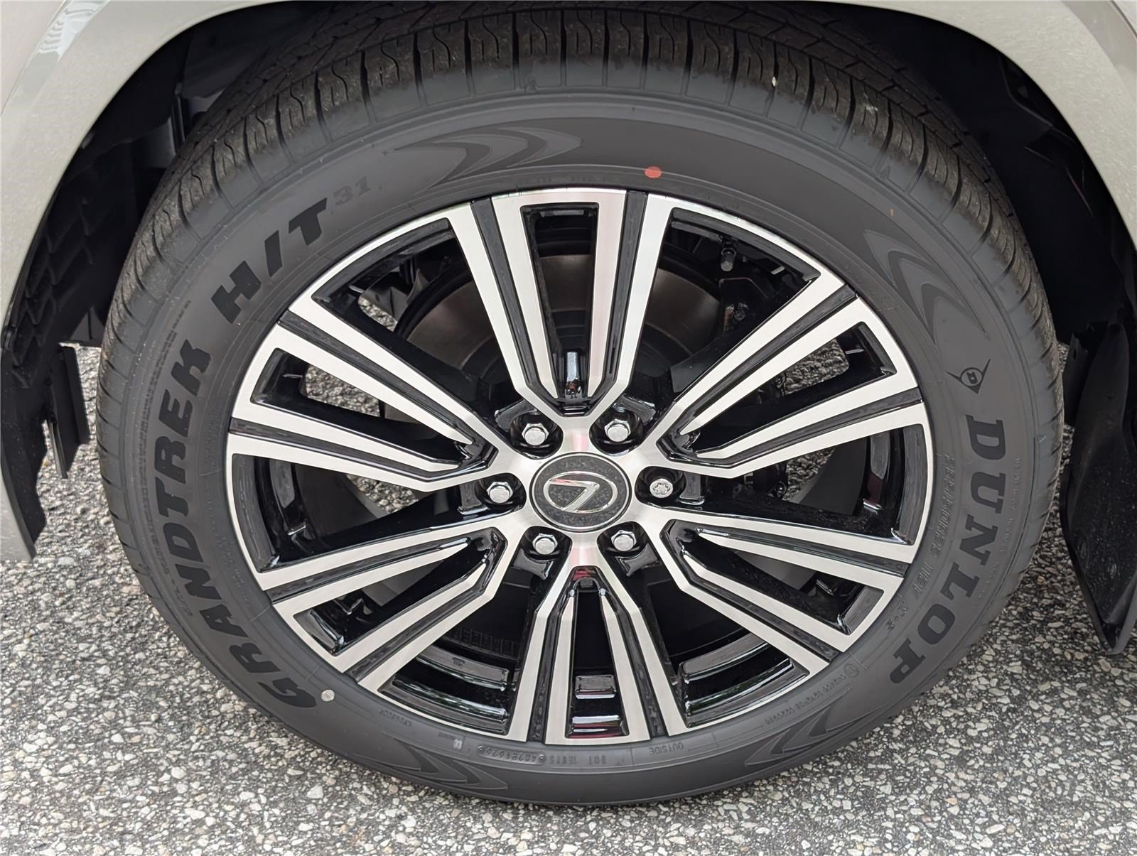New 2026 Lexus LX 600 4WD w/ Appearance Package image 6