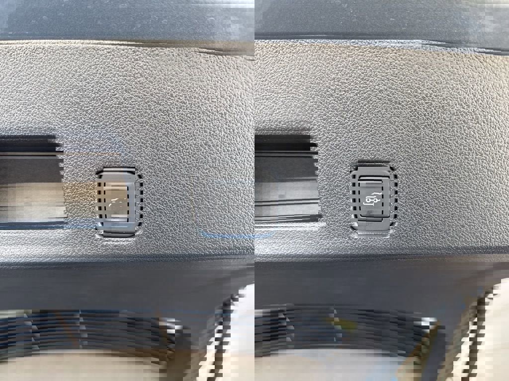 New 2026 Chevrolet Traverse LT image 36