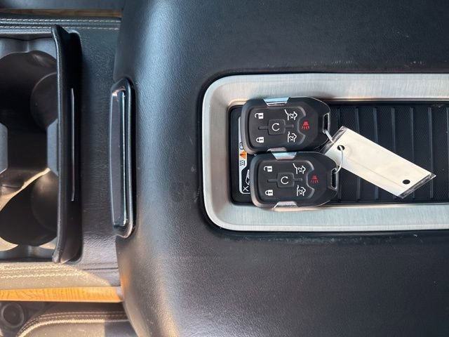 Used 2018 GMC Yukon Denali w/ Denali Ultimate Package AWD/4WD image 26
