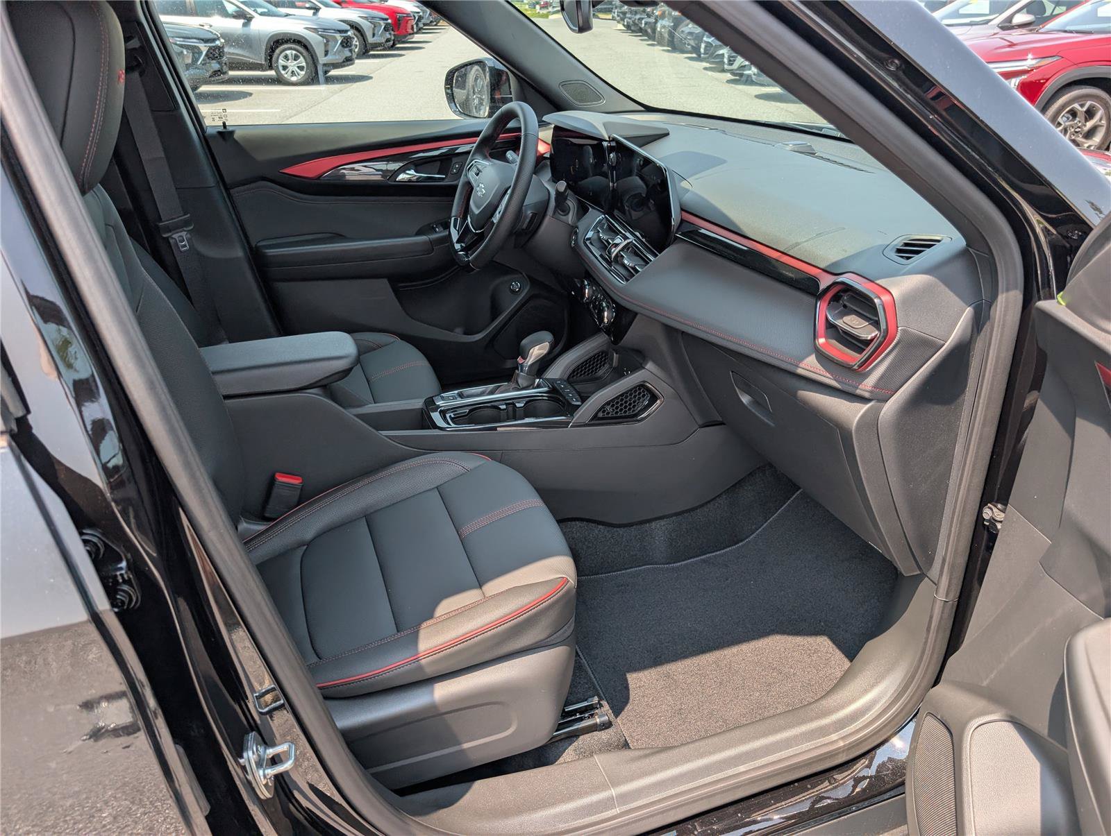 New 2026 Chevrolet TrailBlazer RS w/ Convenience Package AWD/4WD image 7
