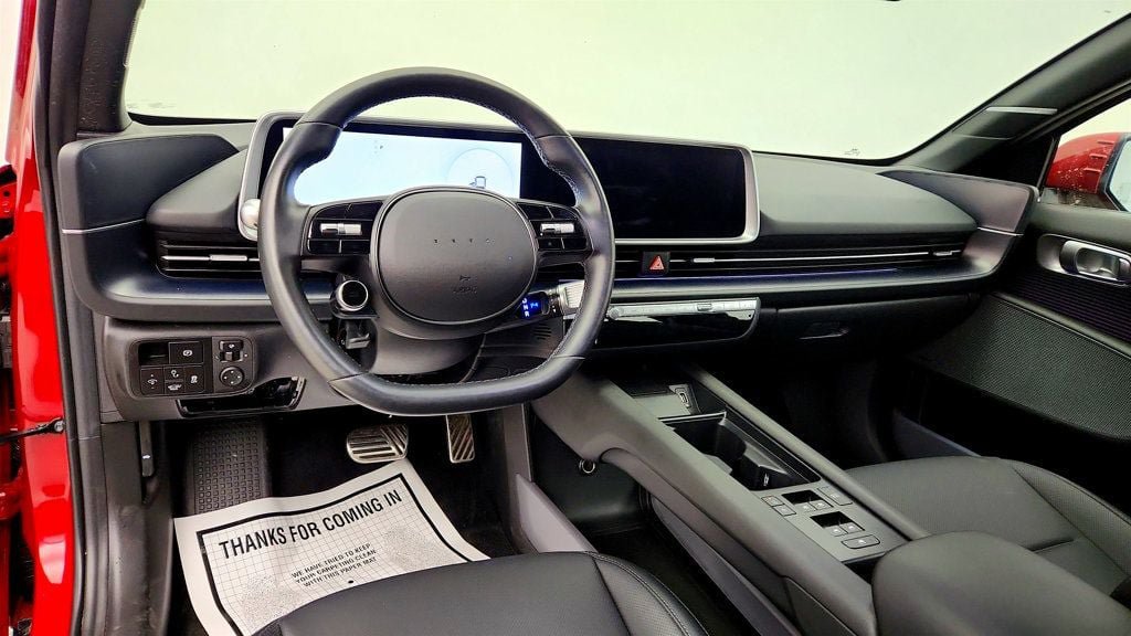 Used 2025 Hyundai Ioniq 6 Limited RWD image 12