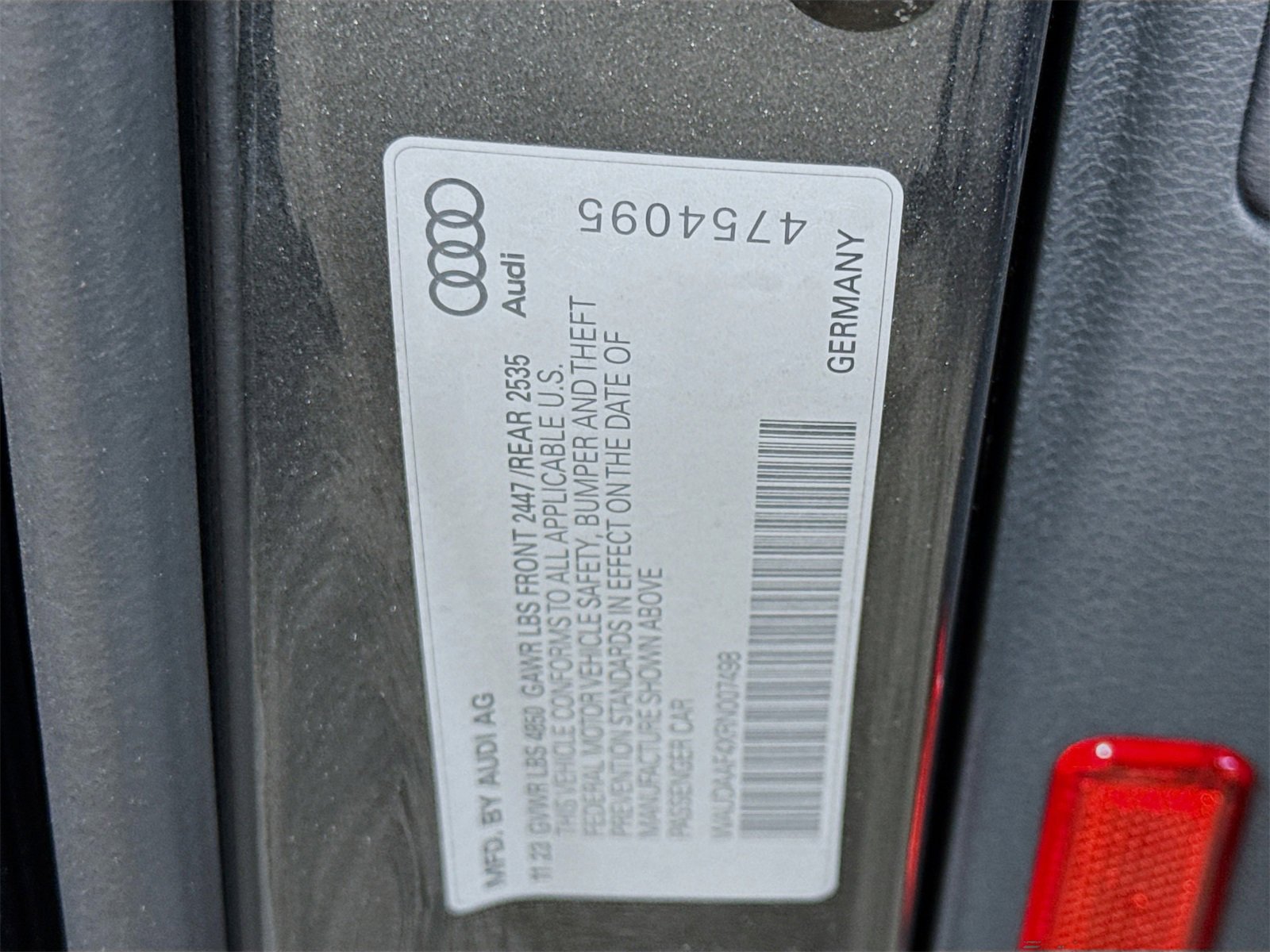 Used 2024 Audi A4 2.0T Premium w/ Convenience Package image 32