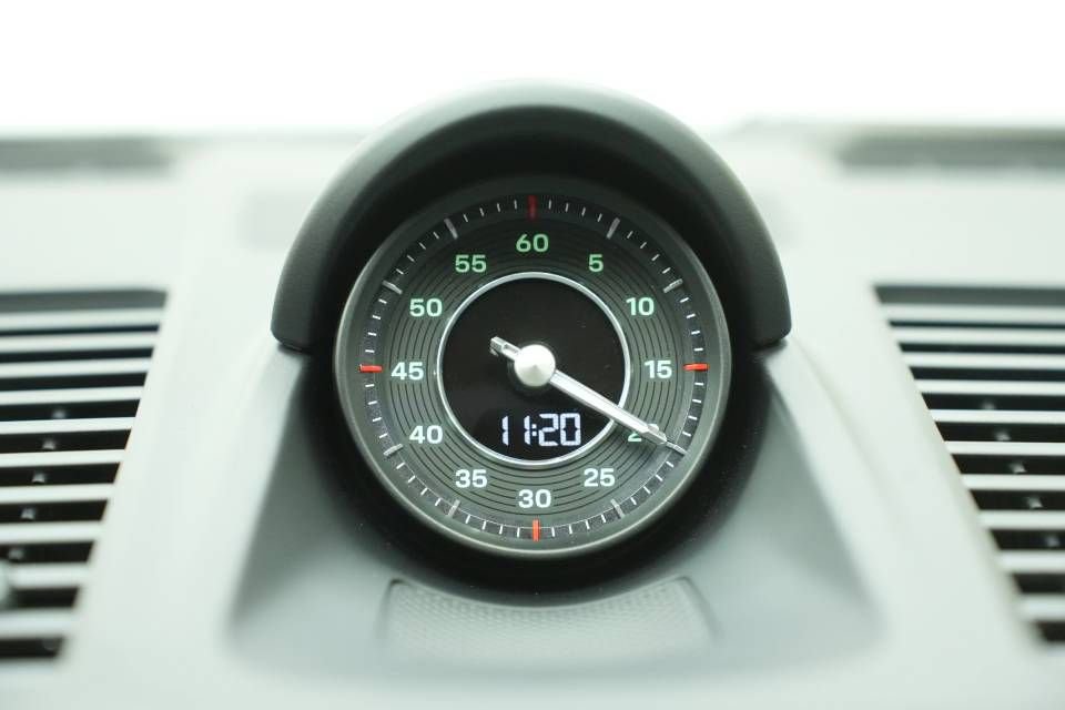 Certified 2021 Porsche 911 Turbo S AWD/4WD image 36