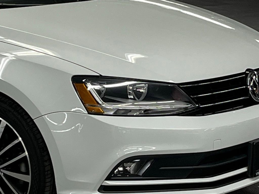 Used 2017 Volkswagen Jetta Sport image 37
