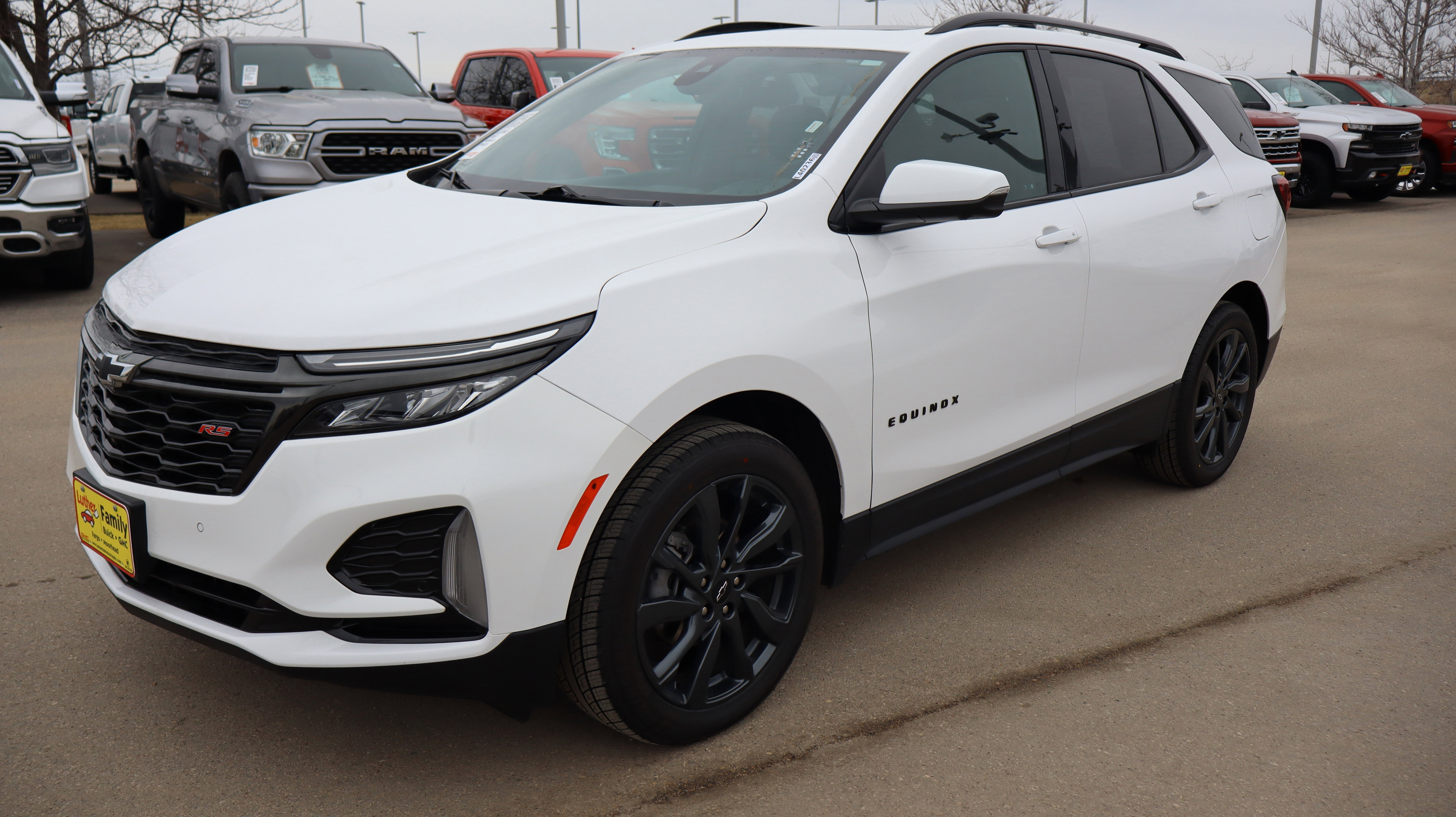 Certified 2023 Chevrolet Equinox RS w/ RS Leather Package image 3