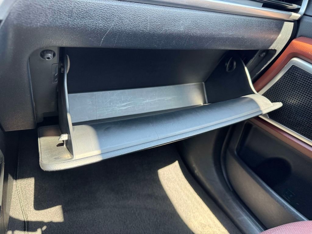 Used 2023 Kia Telluride EX w/ EX Captain's Chair Package image 32