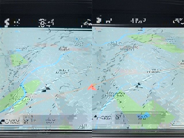 Certified 2019 Ford Explorer XLT w/ Equipment Group 202A image 5