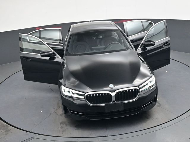 Used 2022 BMW 530i xDrive w/ Convenience Package image 43