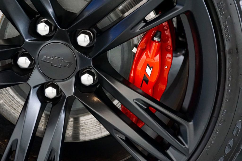 Used 2020 Chevrolet Camaro ZL1 image 48