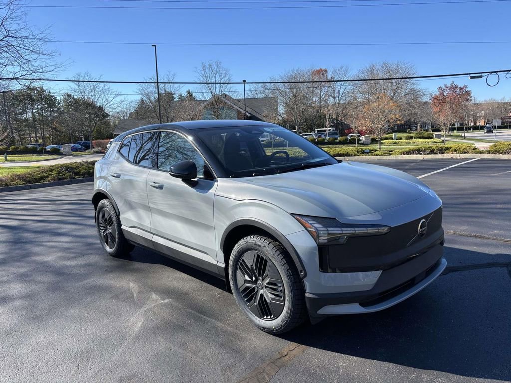 New 2026 Volvo EX30 Cross Country Ultra image 1