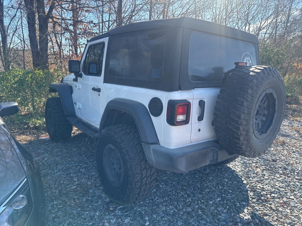 Used 2018 Jeep Wrangler Sport image 4