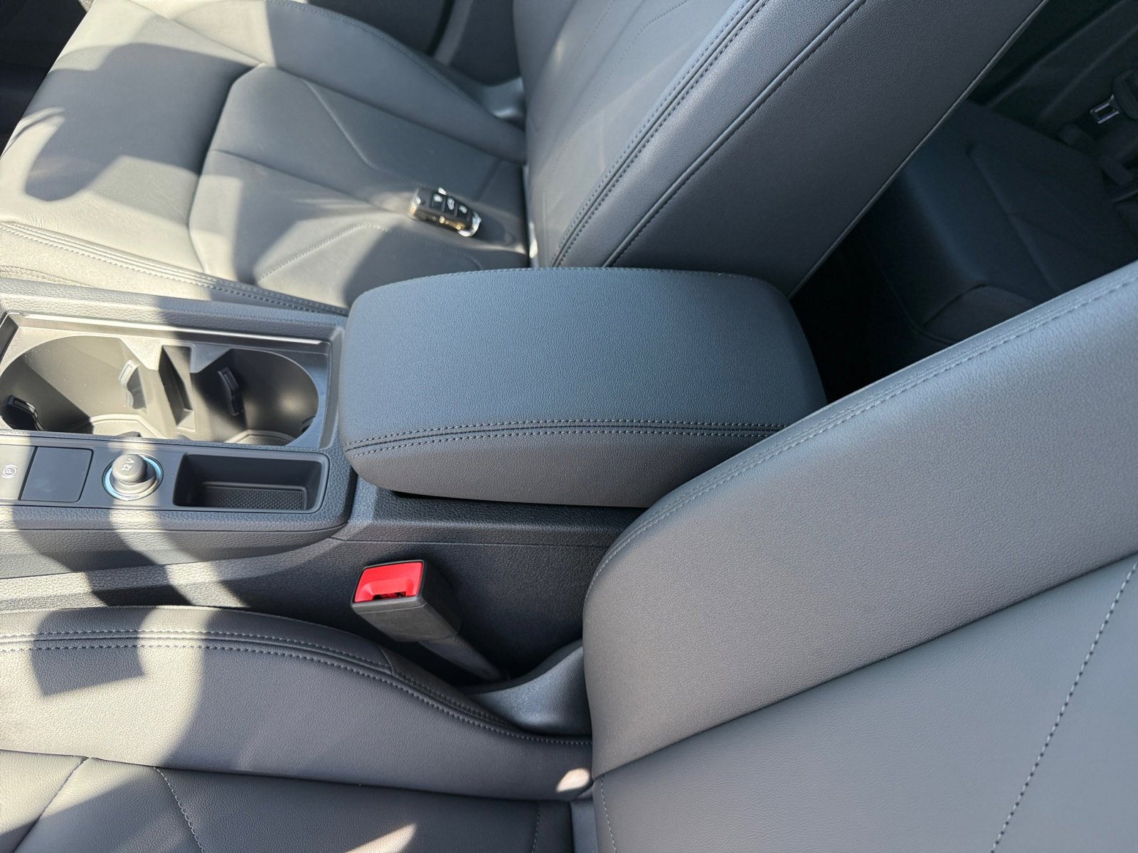 New 2025 Audi Q3 2.0T Premium image 14