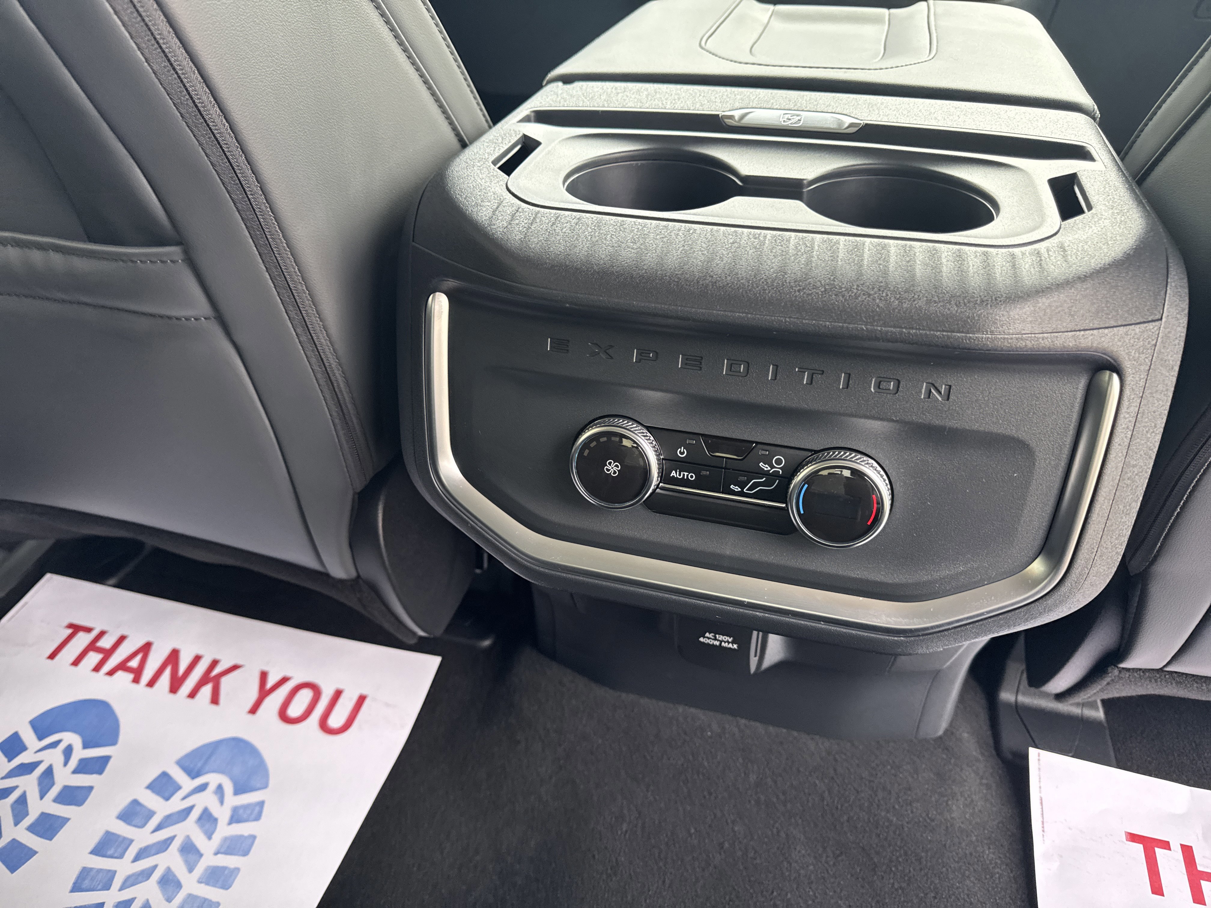 New 2026 Ford Expedition Active image 14