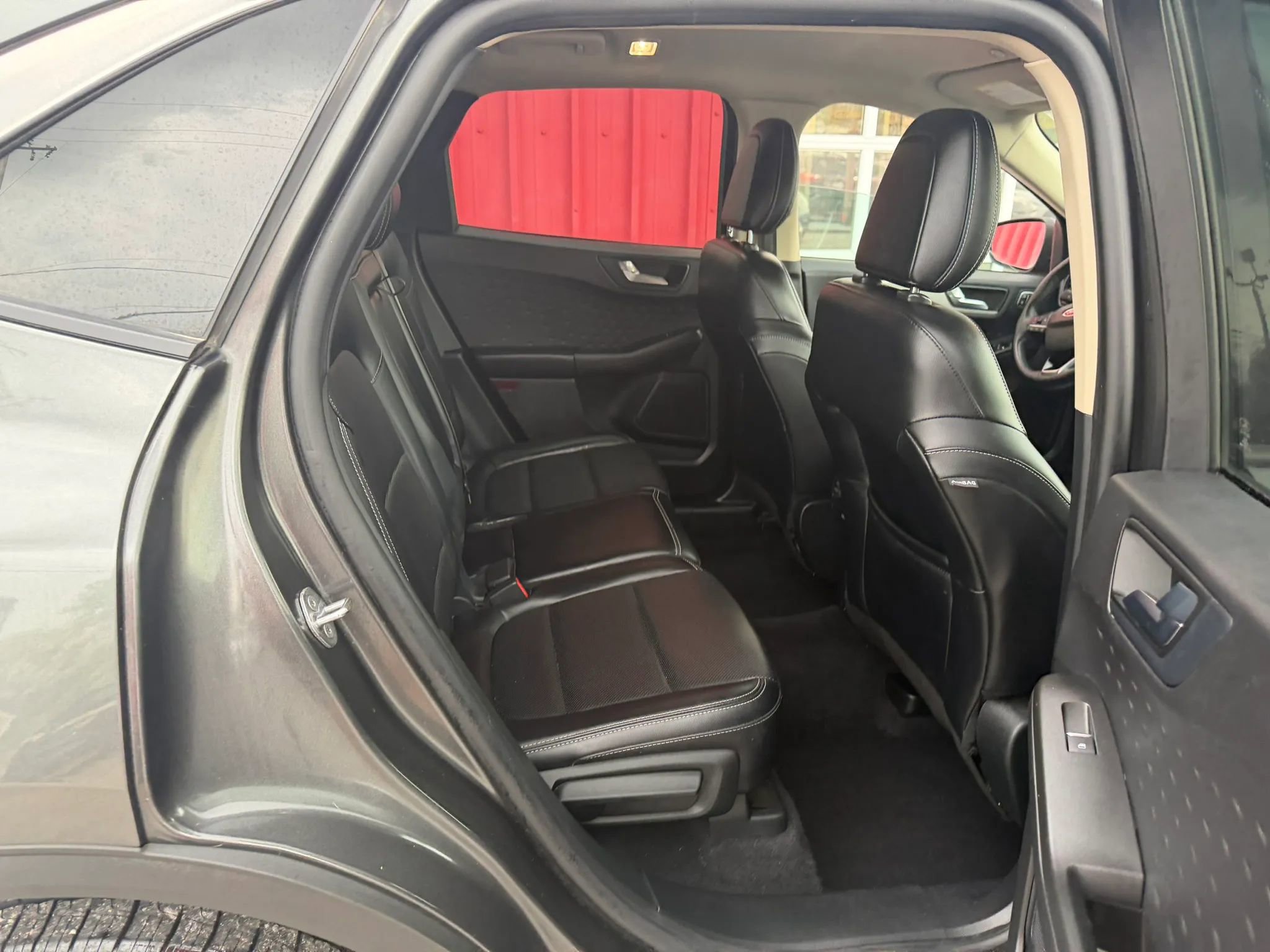 Used 2020 Ford Escape SEL AWD/4WD image 16
