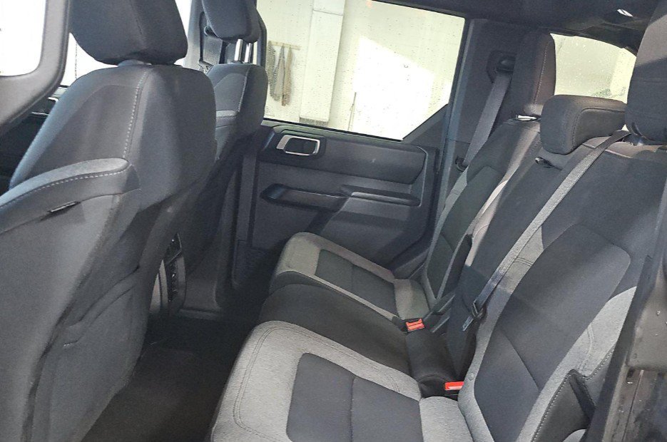 Used 2025 Ford Bronco Big Bend AWD/4WD image 7
