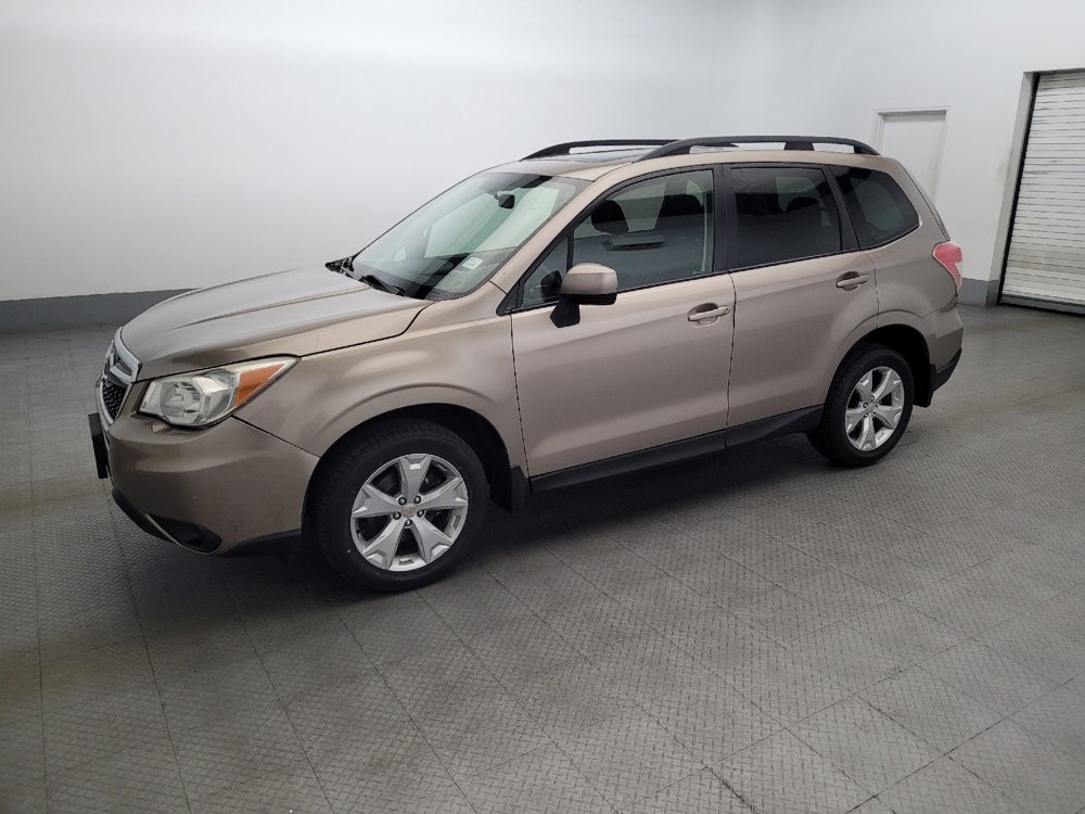 Used 2015 Subaru Forester 2.5i Premium w/ All-Weather Package image 2