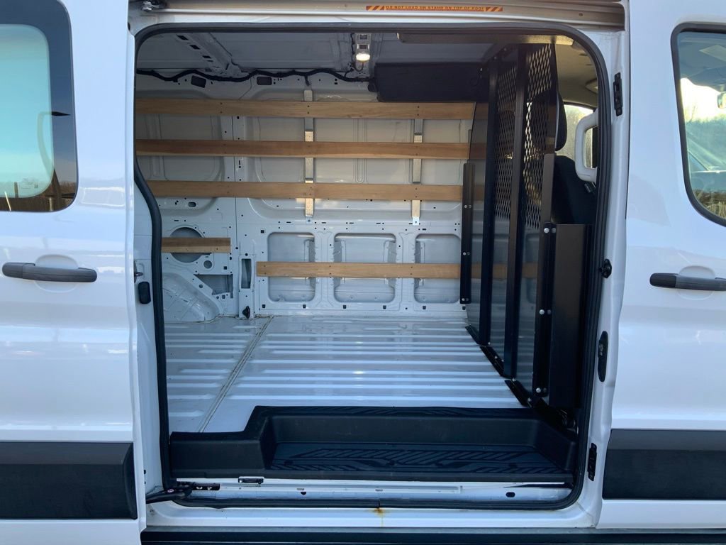 Used 2024 Ford Transit 250 Low Roof w/ Exterior Upgrade Package image 24