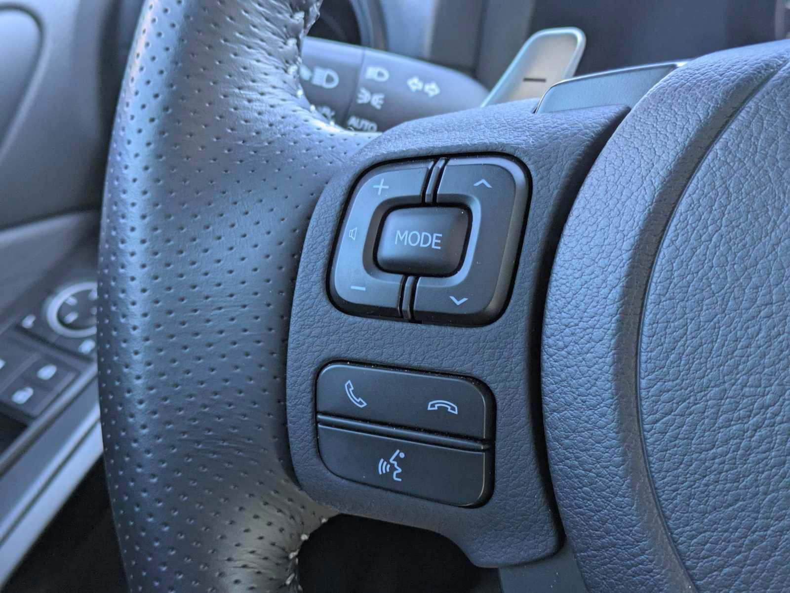 Used 2024 Lexus IS 350 F Sport w/ Accessory Package 2 AWD/4WD image 25