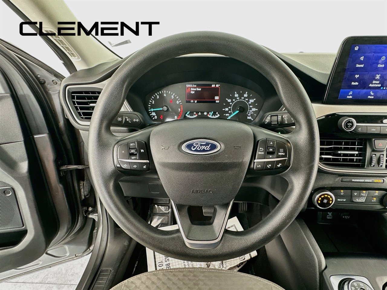 Used 2022 Ford Escape SE FWD image 15