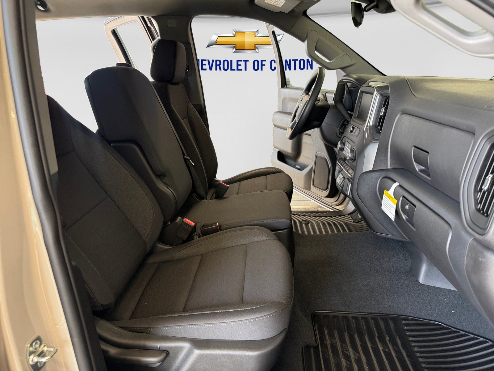 New 2026 Chevrolet Silverado 1500 Custom Trail Boss AWD/4WD image 13