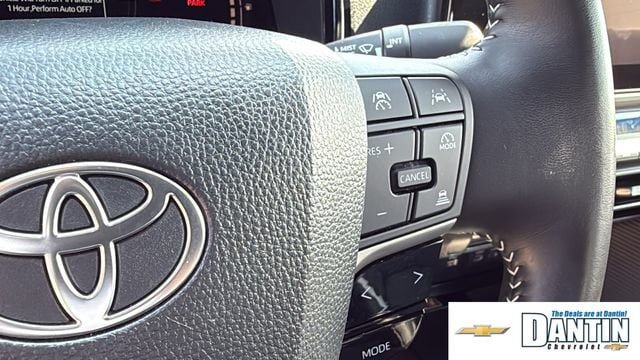 Used 2025 Toyota Camry SE FWD image 20