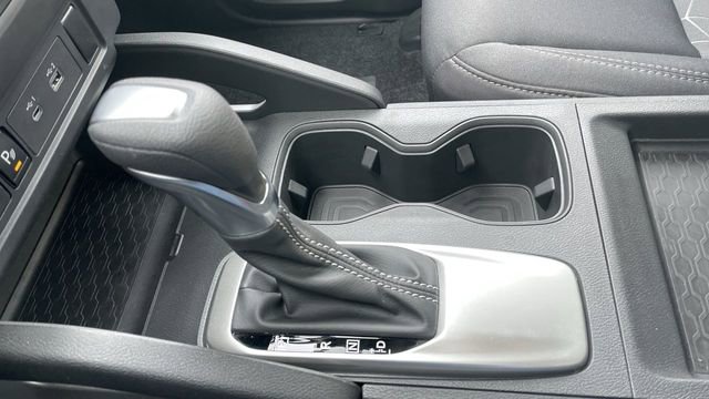 Used 2025 Nissan Frontier SV image 19