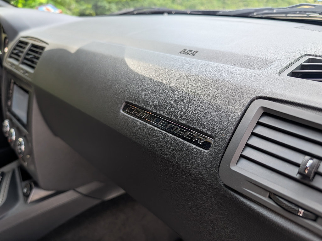 Used 2014 Dodge Challenger R/T RWD image 19