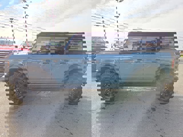 Used 2022 Ford Bronco Wildtrak image 3