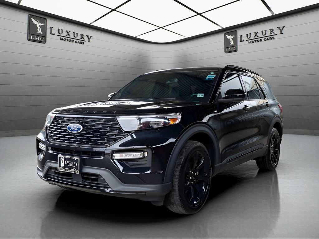 Used 2023 Ford Explorer ST-Line w/ Class IV Trailer Tow Package AWD/4WD image 4