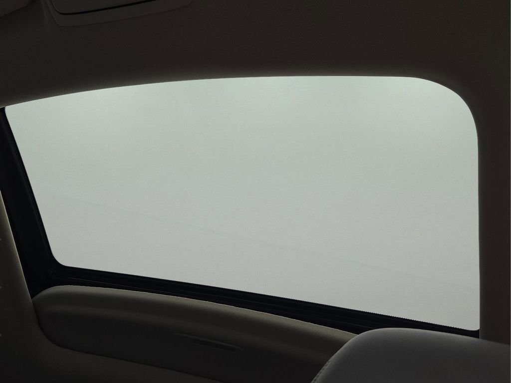 Used 2016 Honda CR-V Touring image 15