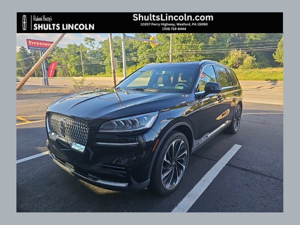Used 2023 Lincoln Aviator Reserve w/ Equipment Group 201A RWD image 1