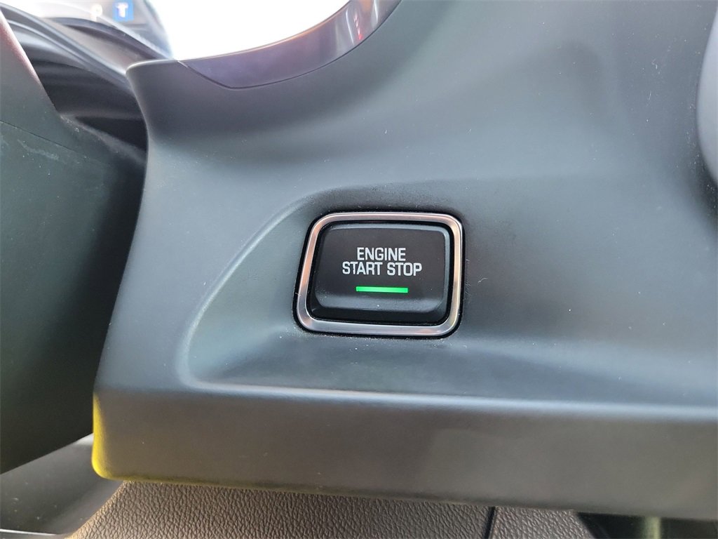 Used 2021 Chevrolet Camaro SS image 16