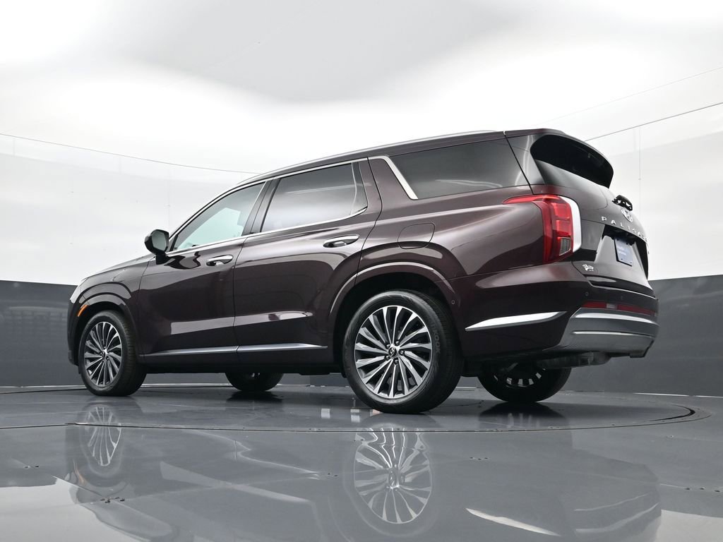 Used 2023 Hyundai Palisade Calligraphy image 28