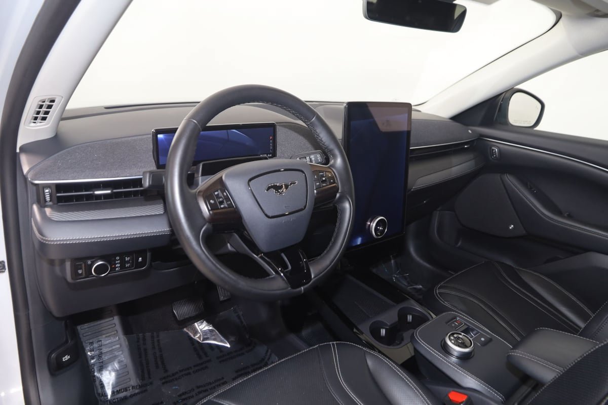 Used 2023 Ford Mustang Mach-E Premium AWD/4WD image 27