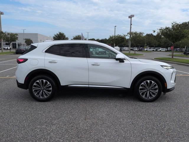 Used 2024 Buick Envision Preferred AWD/4WD image 3