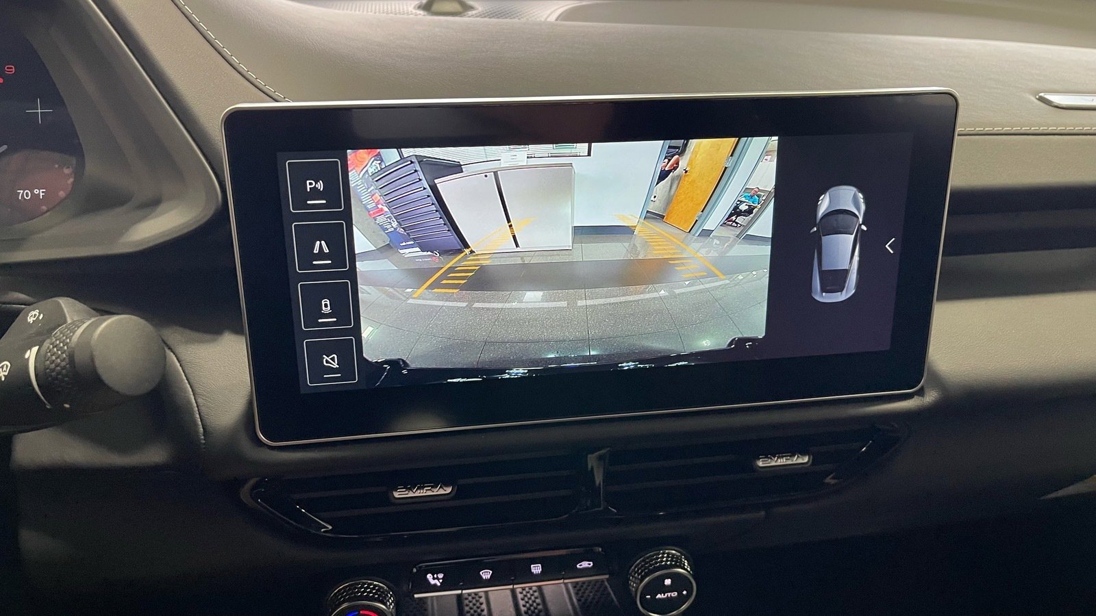 Used 2026 Lotus Emira image 49