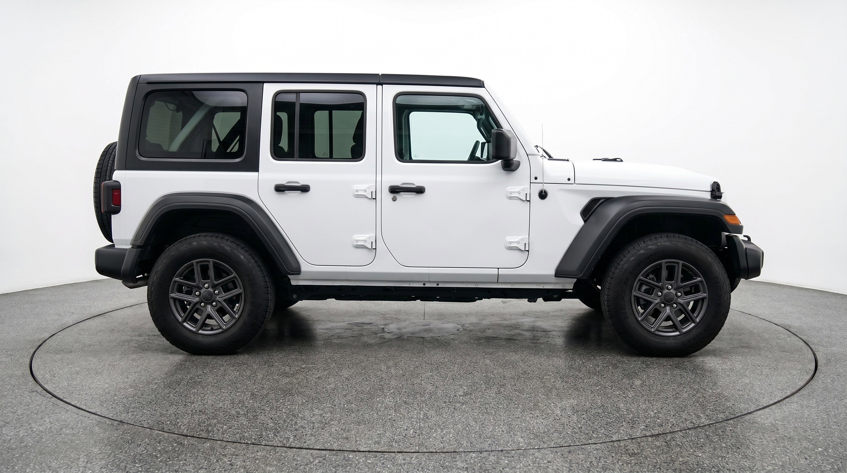 Used 2025 Jeep Wrangler Sport S image 11