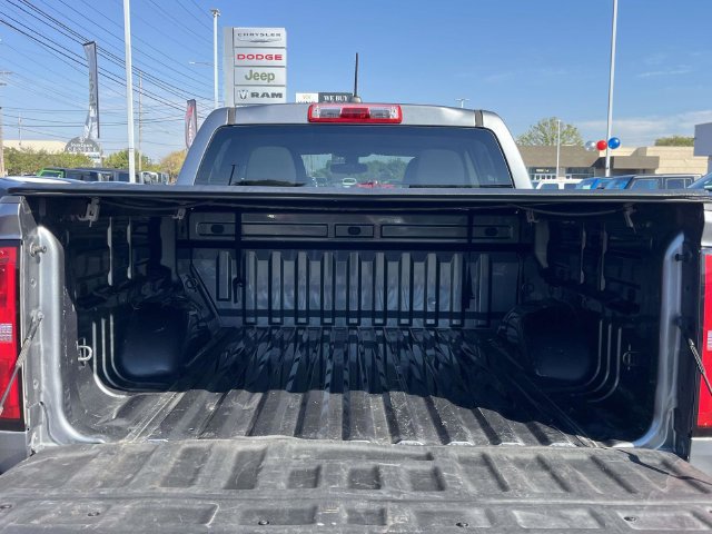 Used 2022 Chevrolet Colorado W/T w/ WT Convenience Package RWD image 19