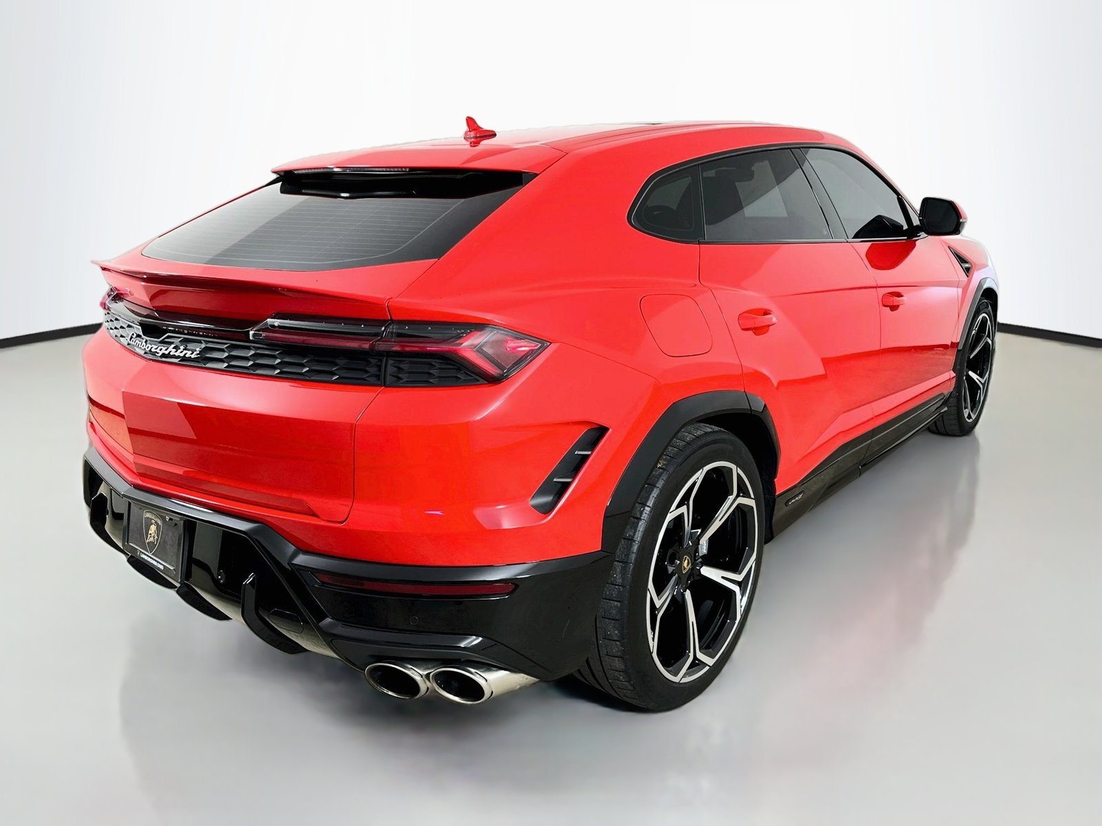 Used 2025 Lamborghini Urus S AWD/4WD image 5