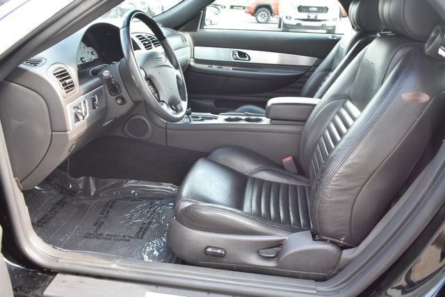 Used 2002 Ford Thunderbird RWD image 16