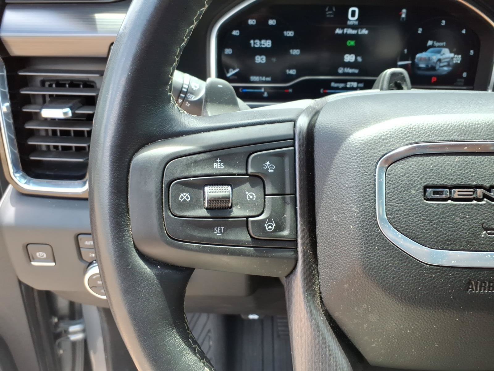 Used 2024 GMC Sierra 1500 Denali Ultimate AWD/4WD image 11