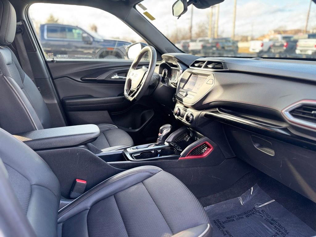 Used 2023 Chevrolet TrailBlazer RS image 11