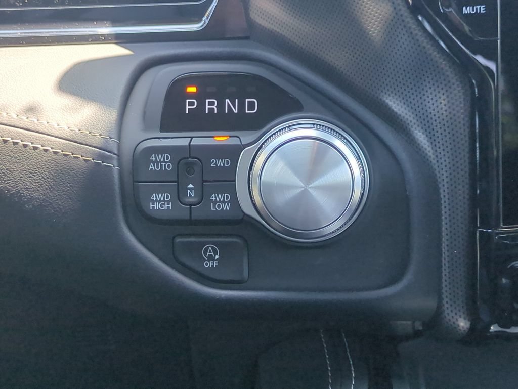 New 2026 RAM 1500 Limited AWD/4WD image 19