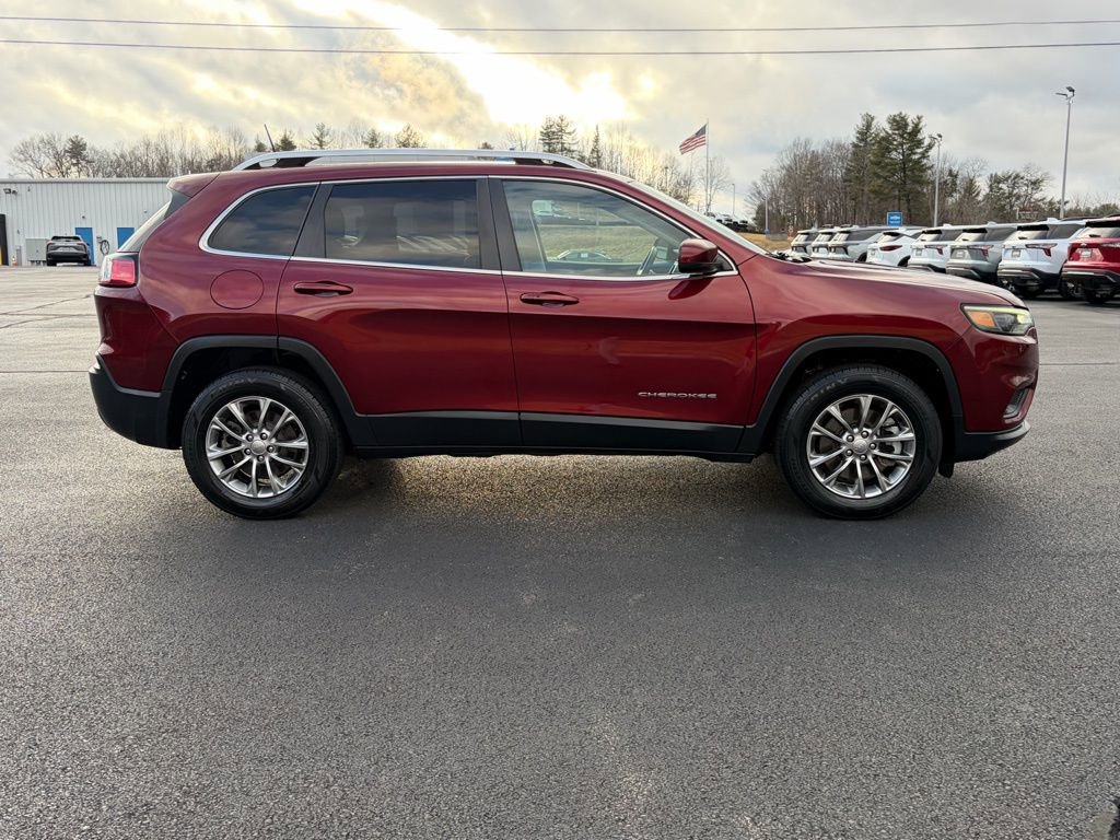 Used 2021 Jeep Cherokee Latitude Plus image 8