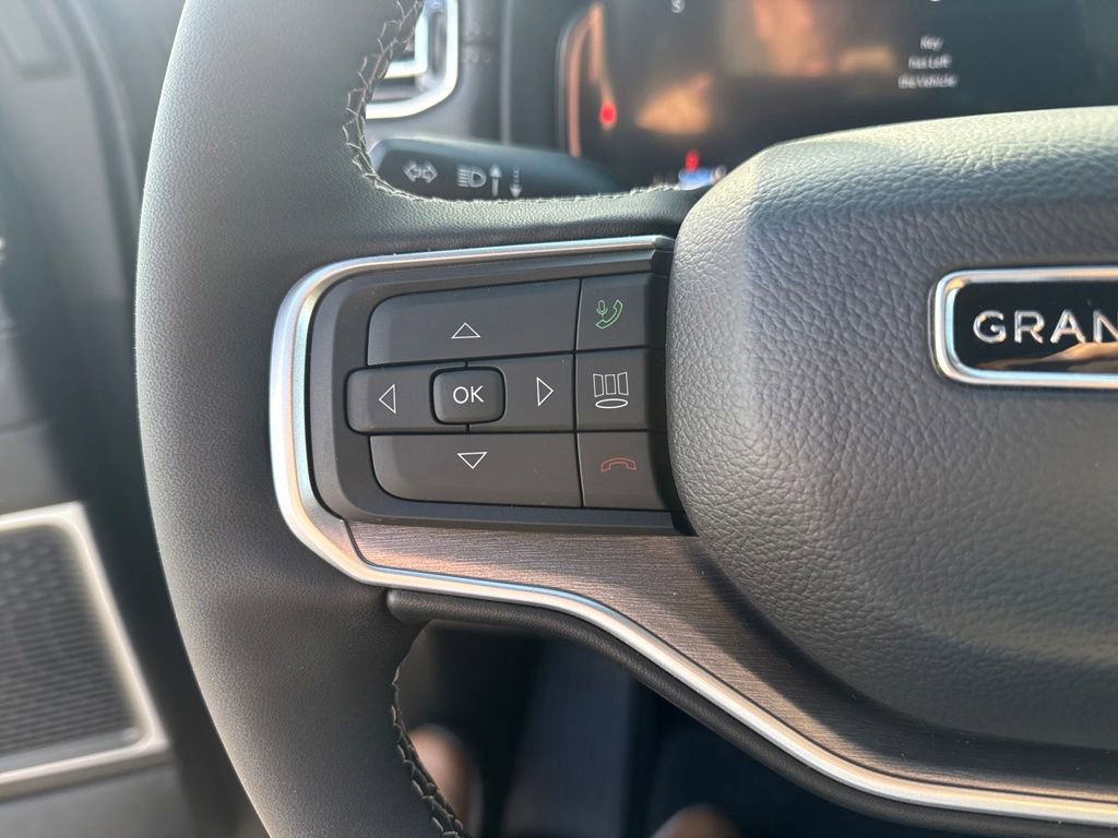 New 2026 Jeep Grand Wagoneer L 4WD w/ Premium Group I image 15