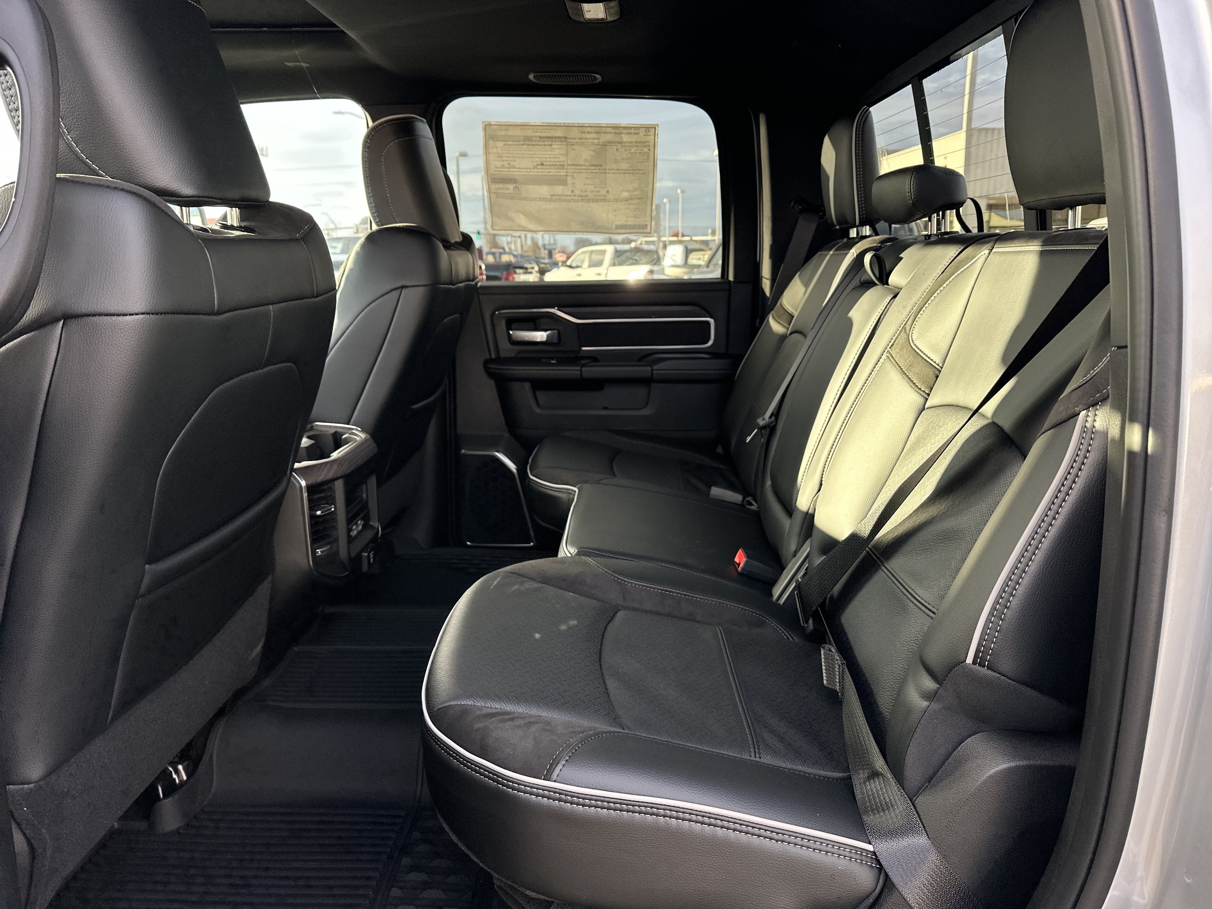 New 2026 RAM 2500 Laramie w/ Sport Appearance Package AWD/4WD image 11