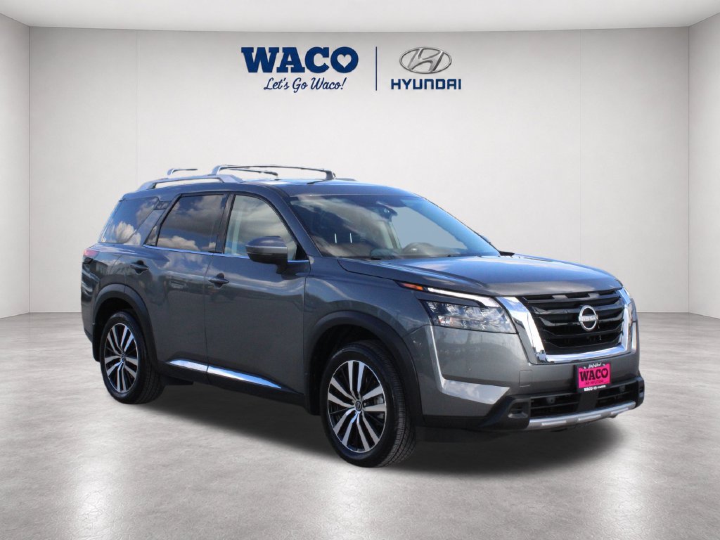 Used 2025 Nissan Pathfinder Platinum w/ Cargo Package